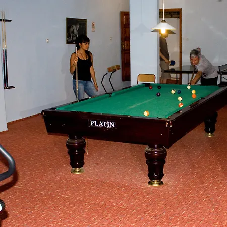 Saadet Hotel